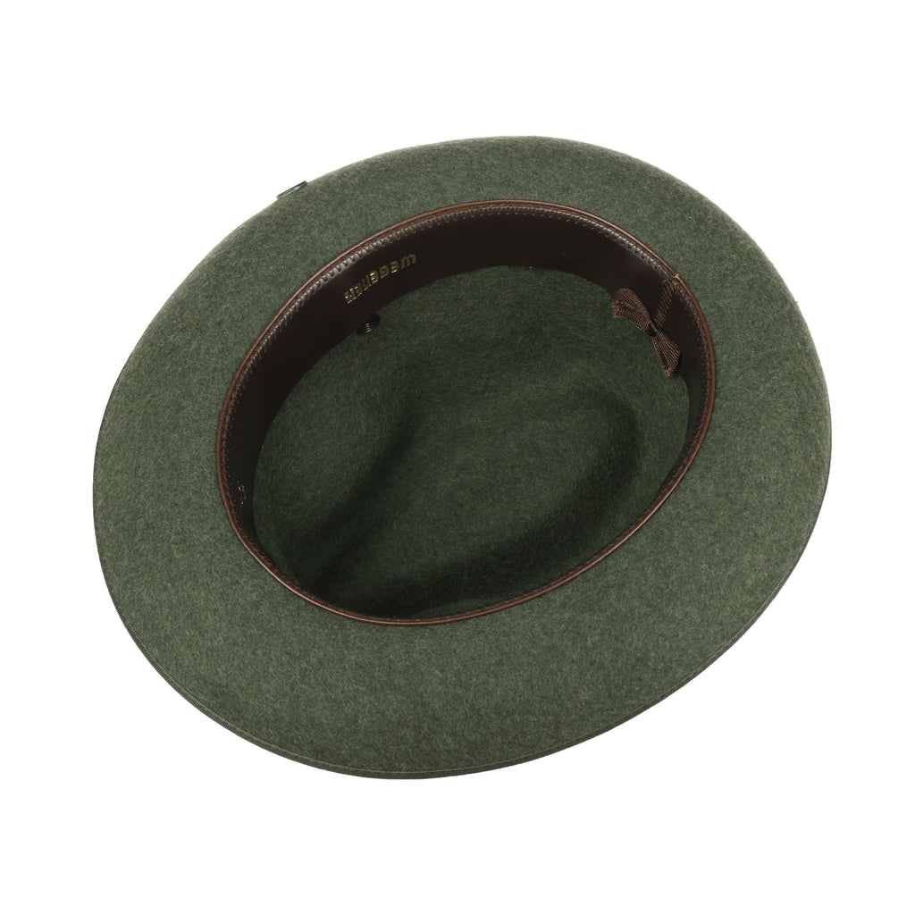 dark green