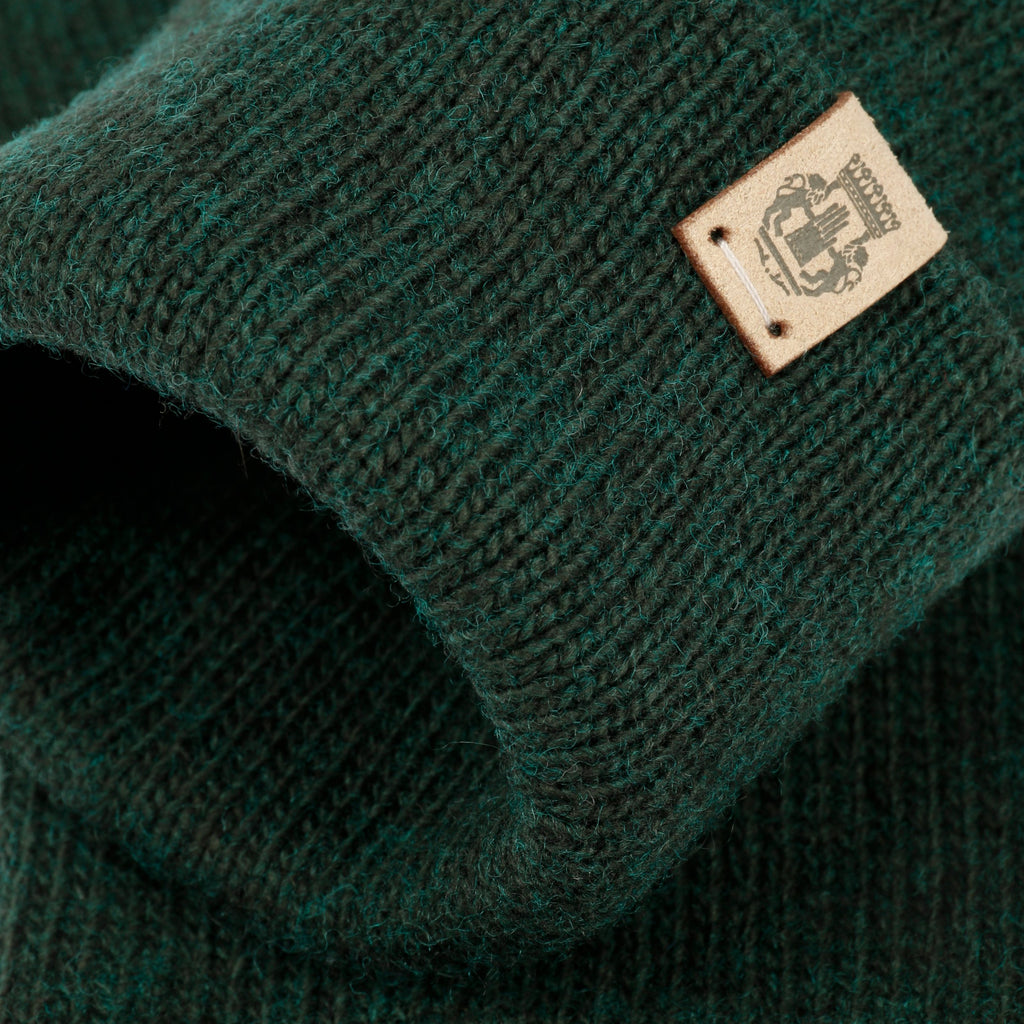 dark green