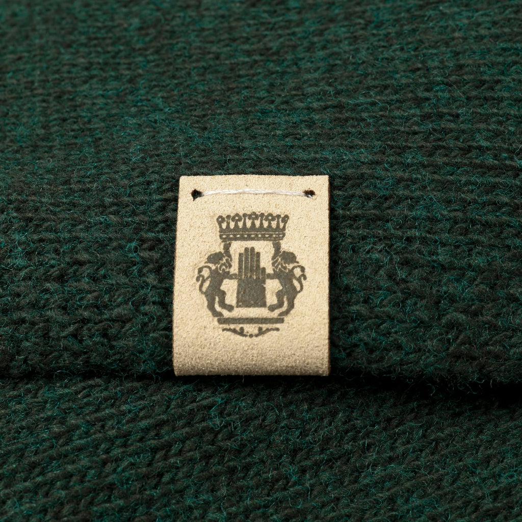 dark green