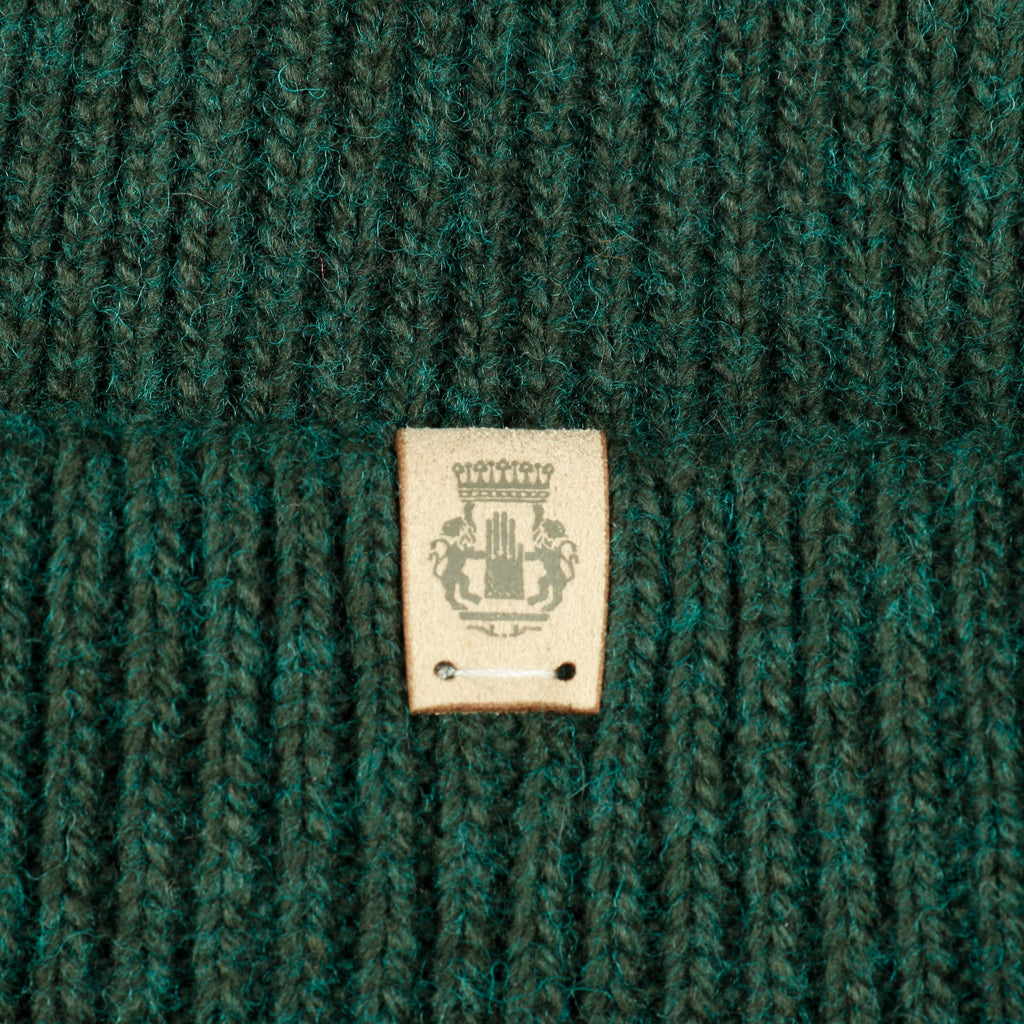 dark green