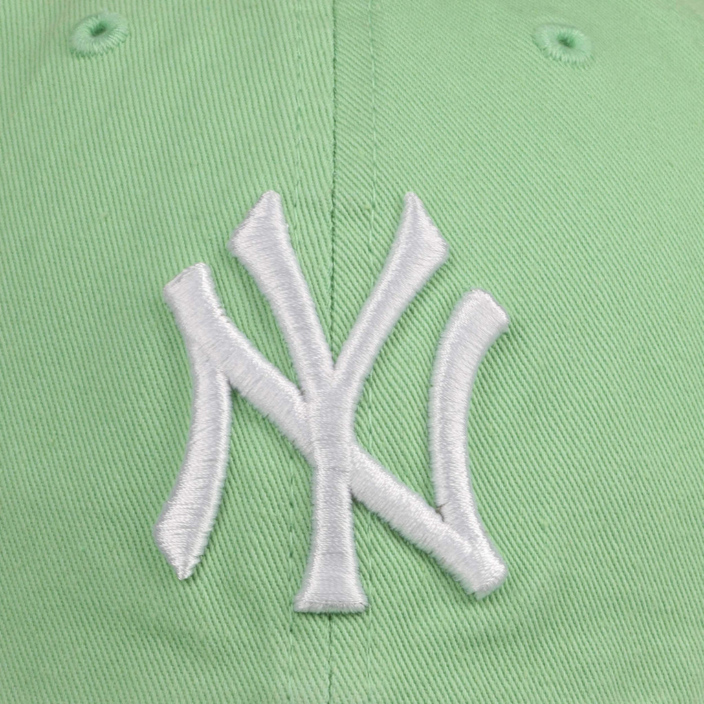 light green