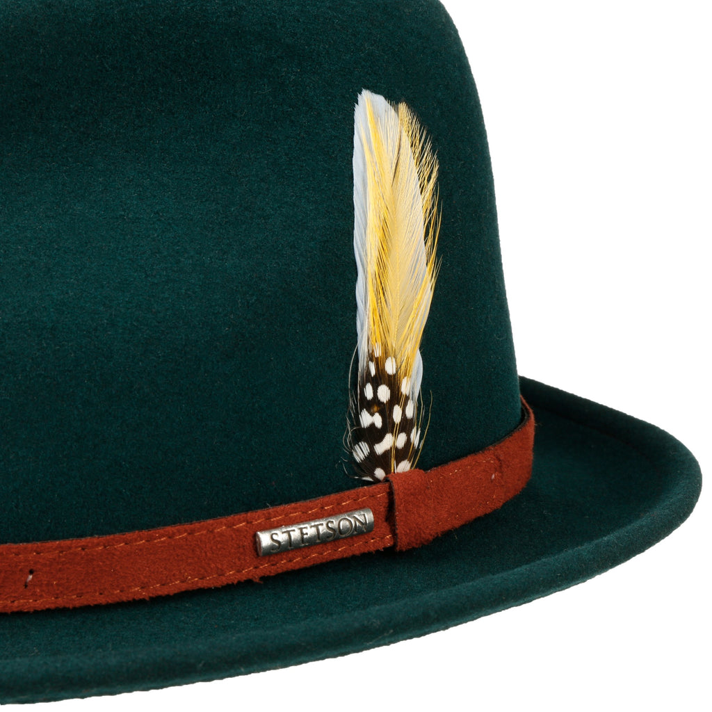 dark green