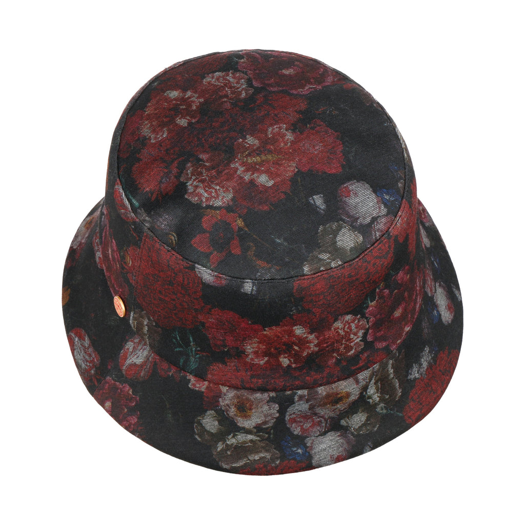 black-bordeaux