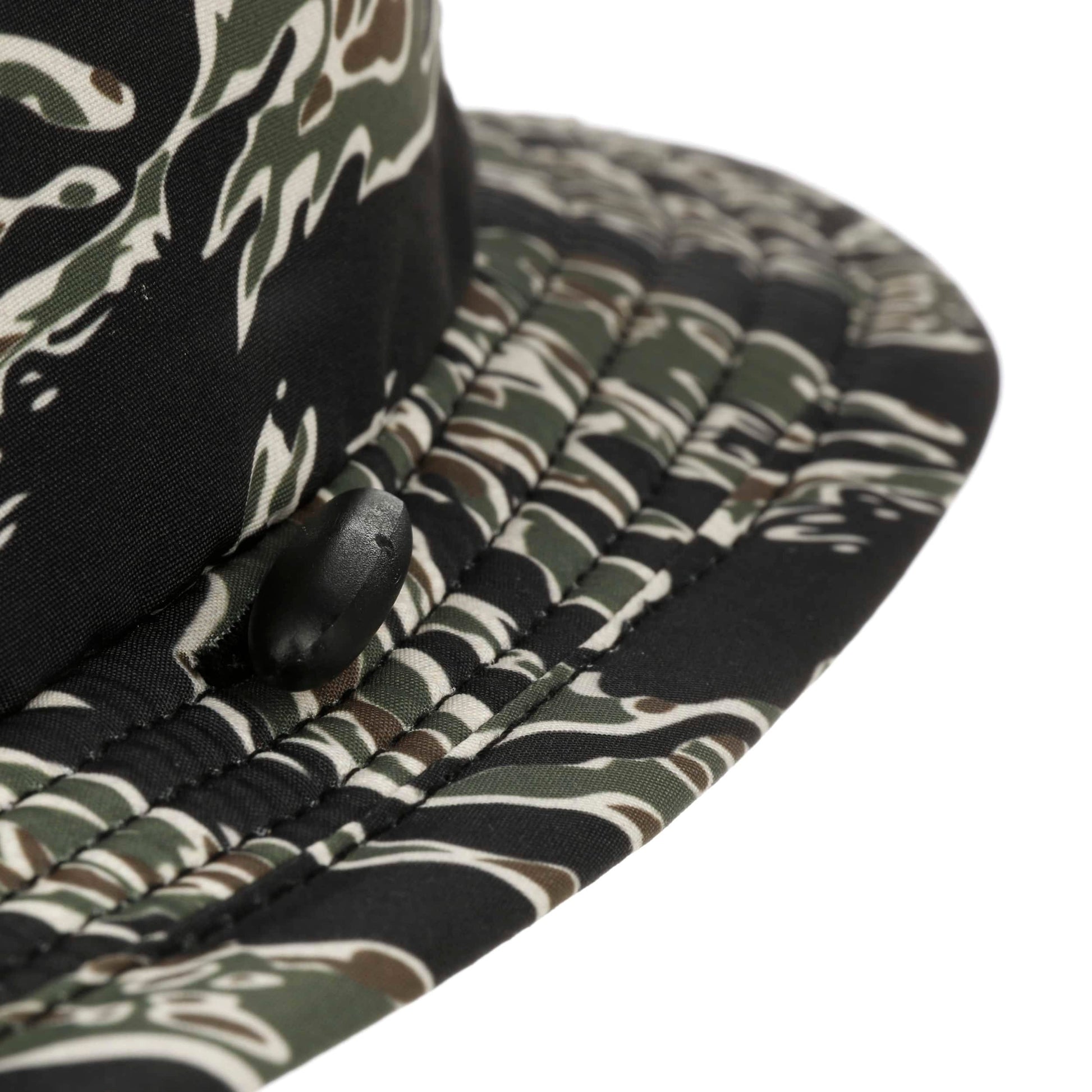 black-green