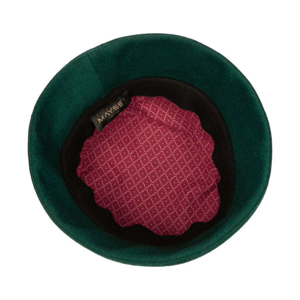 dark green