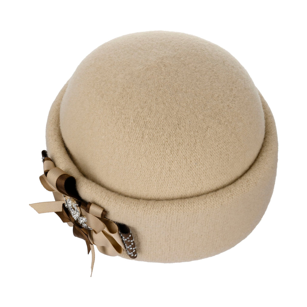 beige