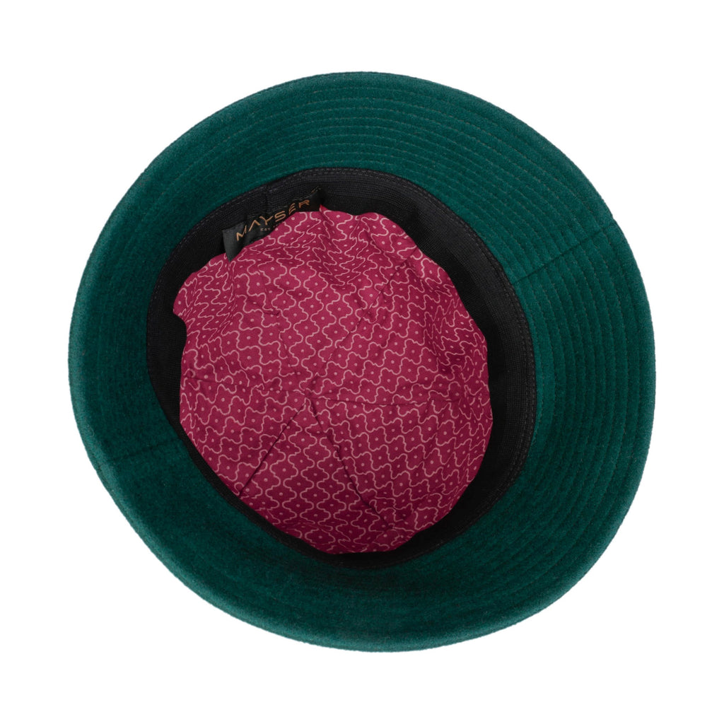dark green