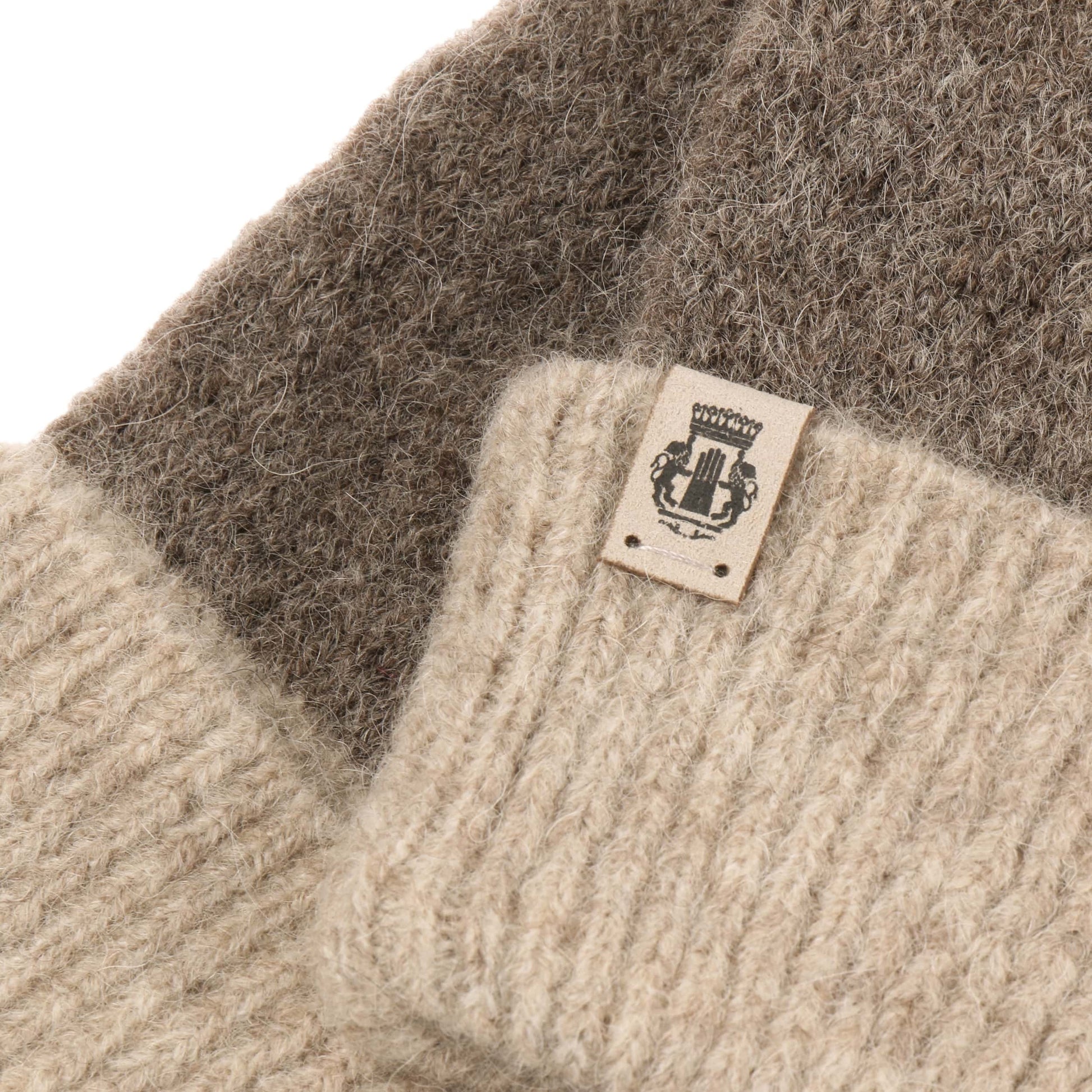 beige
